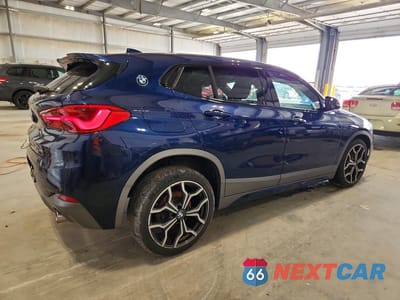 Trzecie zdjęcie samochodu z tyłu: 2018 BMW X2 XDRIVE28I VIN:WBXYJ5C32JEF71891 - miniatura