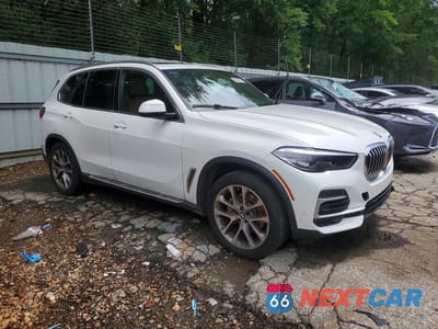 Czwarte zdjęcie samochodu z boku: 2023 BMW X5 XDRIVE40I VIN:5UXCR6C00P9S00401 - miniatura