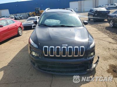 Piąte zdjęcie samochodu w środku: 2017 JEEP CHEROKEE LATITUDE VIN:1C4PJLCB4HW573325 - miniatura