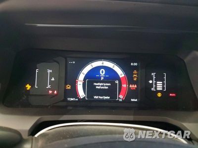 Zdjęcie 9 z 12 samochodu: 2025 TOYOTA TACOMA SR5 VIN:3TMLB5JN9SM150283 - miniatura