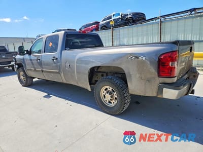 Drugie zdjęcie samochodu z przodu: 2007 CHEVROLET SILVERADO K2500 HEAVY DUTY VIN:1GCHK23607F516701 - miniatura