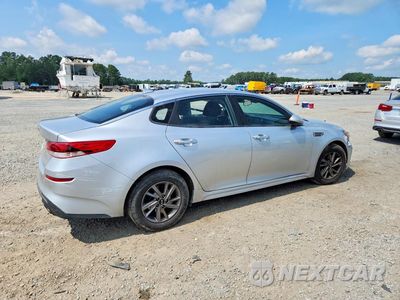 Piąte zdjęcie samochodu w środku: 2019 KIA OPTIMA LX VIN:5XXGT4L38KG352635 - miniatura