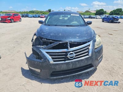Piąte zdjęcie samochodu w środku: 2013 NISSAN ALTIMA 2.5 VIN:1N4AL3AP6DC208399 - miniatura