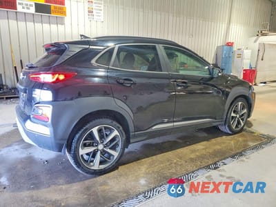 Trzecie zdjęcie samochodu z tyłu: 2020 HYUNDAI KONA ULTIMATE VIN:KM8K5CA57LU469326 - miniatura