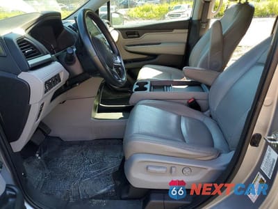 Zdjęcie 7 z 13 samochodu: 2020 HONDA ODYSSEY EXL VIN:5FNRL6H71LB055663 - miniatura