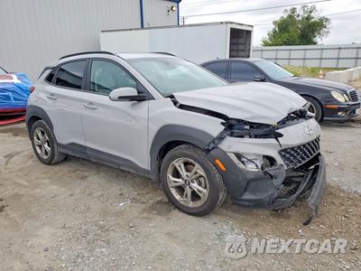 Czwarte zdjęcie samochodu z boku: 2023 HYUNDAI KONA SEL VIN:KM8K62AB3PU059609 - miniatura