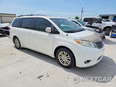 Czwarte zdjęcie samochodu z boku: 2011 TOYOTA SIENNA VIN:5TDYK3DC4CS184010 - miniatura