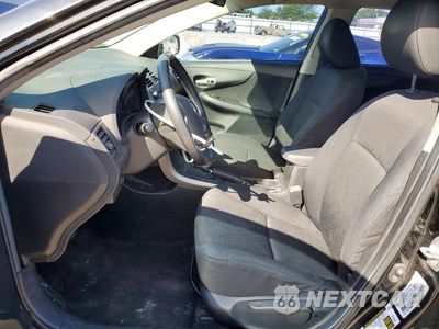 Zdjęcie 7 z 12 samochodu: 2009 TOYOTA COROLLA S VIN:1NXBU40E79Z101165 - miniatura