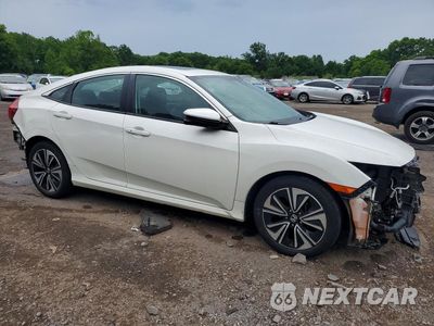 Czwarte zdjęcie samochodu z boku: 2017 HONDA CIVIC EX VIN:2HGFC1F3XHH639519 - miniatura