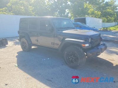 Czwarte zdjęcie samochodu z boku: 2021 JEEP WRANGLER UNLIMITED SPORT VIN:1C4HJXDN6MW617890 - miniatura