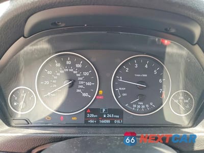 Zdjęcie 9 z 12 samochodu: 2015 BMW 320 I VIN:WBA3B1G52FNT05667 - miniatura