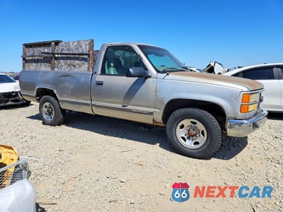 Czwarte zdjęcie samochodu z boku: 2000 GMC SIERRA C2500 VIN:1GTGC24J7YR155320 - miniatura