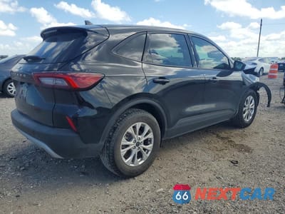 Trzecie zdjęcie samochodu z tyłu: 2026 FORD ESCAPE VIN:1FMCU0GN2TUA12257 - miniatura