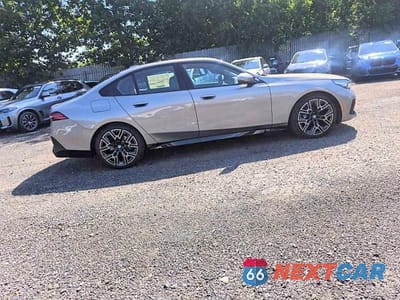 Zdjęcie 15 z 15 samochodu: 2026 BMW 540 XI VIN:WBA63FJ06TCX08787 - miniatura