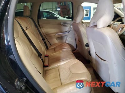 Zdjęcie 11 z 13 samochodu: 2012 VOLVO XC60 T6 VIN:YV4902DZ4C2244123 - miniatura