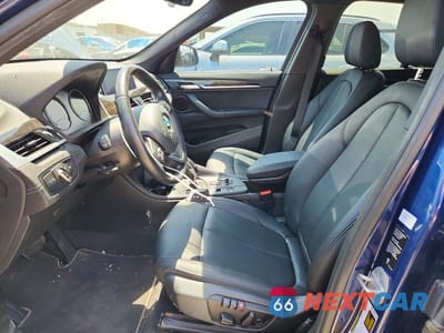 Zdjęcie 7 z 13 samochodu: 2021 BMW X1 XDRIVE28I VIN:WBXJG9C04M5T33040 - miniatura