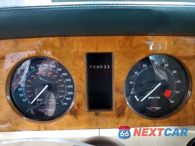 Zdjęcie 9 z 12 samochodu: 1994 BENTLEY TURBO R VIN:SCBZR03C9RCX54175 - miniatura