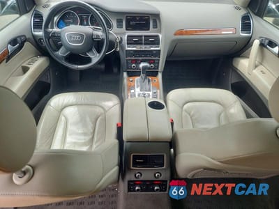Zdjęcie 8 z 13 samochodu: 2015 AUDI Q7 TDI PREMIUM PLUS VIN:WA1LMAFE0FD015409 - miniatura