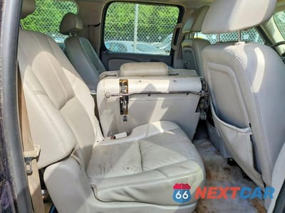 Zdjęcie 11 z 13 samochodu: 2007 CHEVROLET SUBURBAN C1500 VIN:1GNFC16017J296480 - miniatura