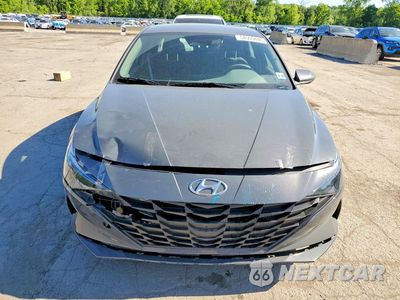 Piąte zdjęcie samochodu w środku: 2023 HYUNDAI ELANTRA SEL VIN:KMHLM4AG6PU599909 - miniatura