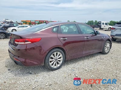 Trzecie zdjęcie samochodu z tyłu: 2017 KIA OPTIMA LX VIN:5XXGT4L39HG147379 - miniatura