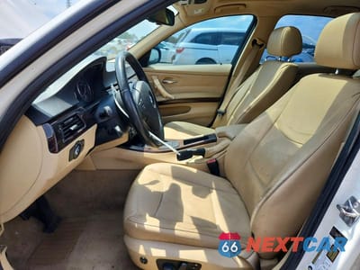 Zdjęcie 7 z 12 samochodu: 2011 BMW 328 I SULEV VIN:WBAPH5G50BNM78413 - miniatura
