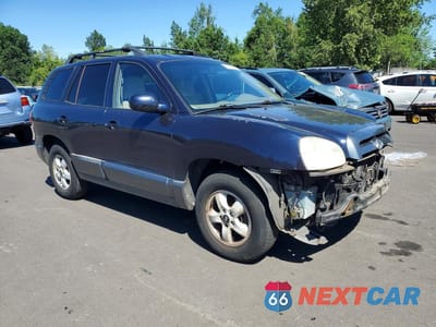 Czwarte zdjęcie samochodu z boku: 2005 HYUNDAI SANTA FE GLS VIN:KM8SC13DX5U908827 - miniatura