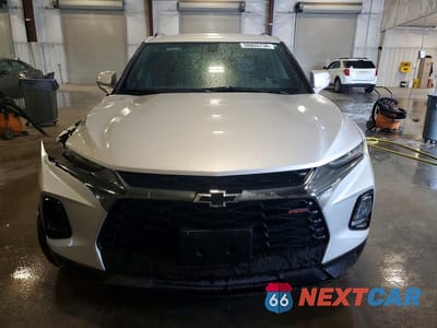 Piąte zdjęcie samochodu w środku: 2019 CHEVROLET BLAZER RS VIN:3GNKBJRS3KS656399 - miniatura