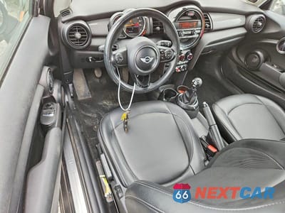 Zdjęcie 8 z 12 samochodu: 2015 MINI COOPER VIN:WMWXM5C52FT974302 - miniatura