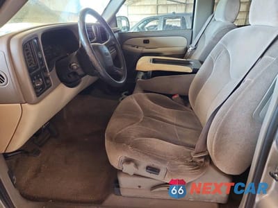Zdjęcie 7 z 13 samochodu: 2002 GMC YUKON VIN:1GKEC13T22R132849 - miniatura