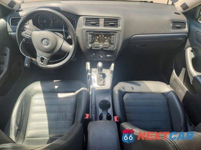 Zdjęcie 8 z 12 samochodu: 2014 VOLKSWAGEN JETTA SEL VIN:3VWL07AJ7EM422927 - miniatura