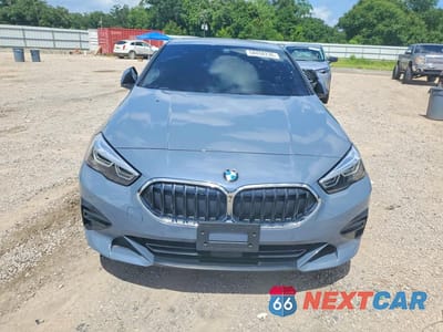 Piąte zdjęcie samochodu w środku: 2022 BMW 228I VIN:WBA53AK0XN7K36991 - miniatura
