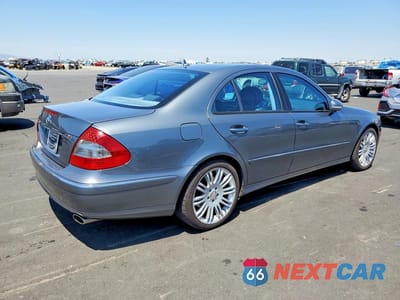 Trzecie zdjęcie samochodu z tyłu: 2008 MERCEDES-BENZ E 350 VIN:WDBUF56X78B349995 - miniatura