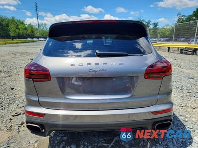 Zdjęcie 6 z 13 samochodu: 2017 PORSCHE CAYENNE VIN:WP1AA2A27HKA89416 - miniatura