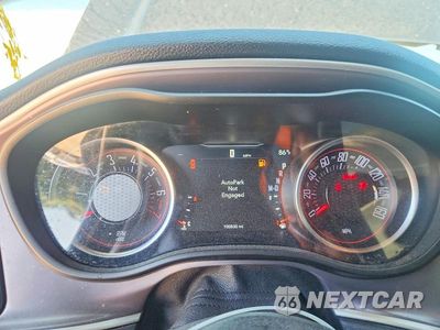 Zdjęcie 9 z 13 samochodu: 2019 DODGE CHALLENGER SXT VIN:2C3CDZAG0KH531610 - miniatura