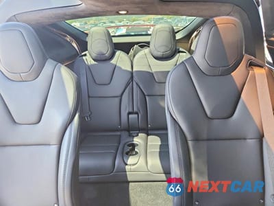 Zdjęcie 10 z 14 samochodu: 2018 TESLA MODEL X VIN:5YJXCBE23JF100107 - miniatura