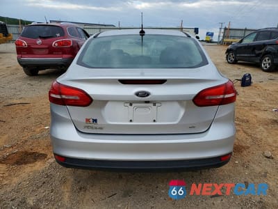 Zdjęcie 6 z 12 samochodu: 2018 FORD FOCUS SE VIN:1FADP3F29JL324223 - miniatura