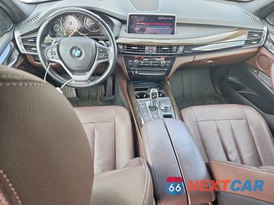 Zdjęcie 8 z 12 samochodu: 2018 BMW X5 SDRIVE35I VIN:5UXKR2C57J0Z16790 - miniatura