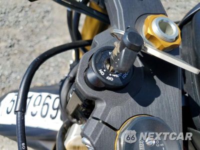Zdjęcie 8 z 9 samochodu: 2026 SUZUKI GSX-R750 VIN:JS1GR7MA2T7100266 - miniatura