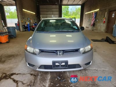 Piąte zdjęcie samochodu w środku: 2007 HONDA CIVIC DX VIN:2HGFG12227H544713 - miniatura