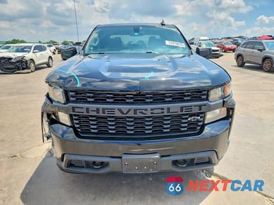 Piąte zdjęcie samochodu w środku: 2022 CHEVROLET SILVERADO LTD C1500 CUSTOM VIN:1GCPWBEK8NZ175909 - miniatura