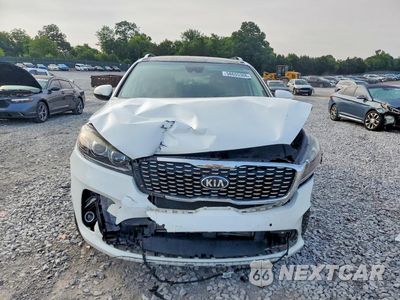 Piąte zdjęcie samochodu w środku: 2019 KIA SORENTO SX V6 VIN:5XYPKDA52KG448991 - miniatura