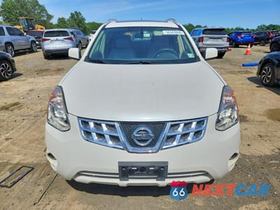 Piąte zdjęcie samochodu w środku: 2013 NISSAN ROGUE S VIN:JN8AS5MV1DW120172 - miniatura