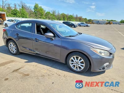 Czwarte zdjęcie samochodu z boku: 2016 MAZDA 3 TOURING VIN:JM1BM1W72G1353464 - miniatura