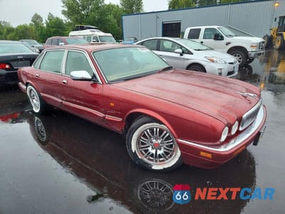 Czwarte zdjęcie samochodu z boku: 1995 JAGUAR VANDENPLAS VIN:SAJKX1748SC723259 - miniatura