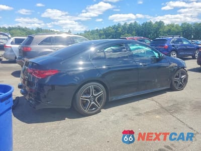 Trzecie zdjęcie samochodu z tyłu: 2022 MERCEDES-BENZ CLA AMG 35 4MATIC VIN:W1K5J5BB4NN260271 - miniatura