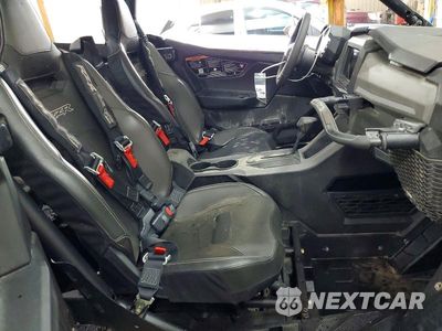 Piąte zdjęcie samochodu w środku: 2025 POLARIS RZR PRO S UTILITY VEHICLE VIN:3NSS4D928SG073770 - miniatura