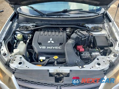 Zdjęcie 11 z 12 samochodu: 2007 MITSUBISHI OUTLANDER ES VIN:JA4MS31X87U004805 - miniatura