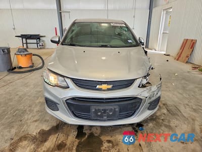 Piąte zdjęcie samochodu w środku: 2019 CHEVROLET SONIC LS VIN:1G1JB5SB0K4125188 - miniatura