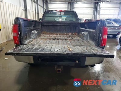 Zdjęcie 6 z 12 samochodu: 2009 CHEVROLET SILVERADO K2500 HEAVY DUTY VIN:1GCHK49K09E100270 - miniatura
